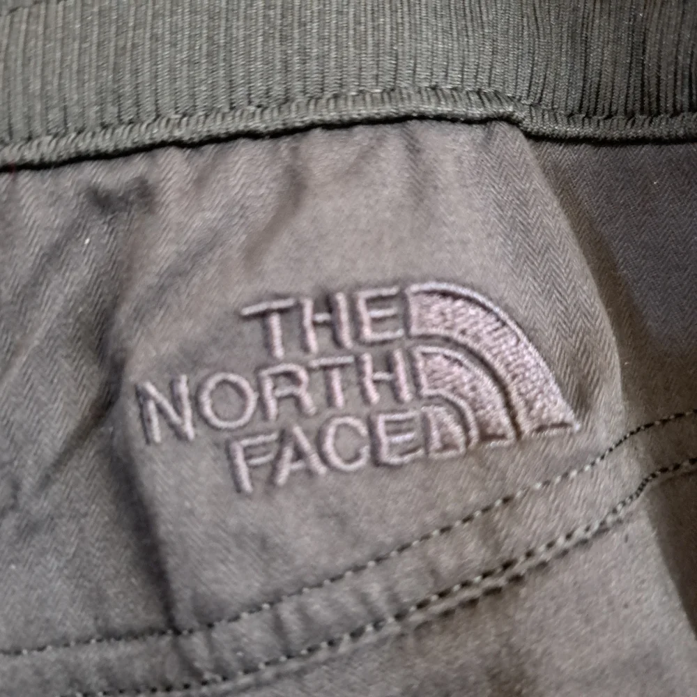 North Face Womens Large Capri Dance Pants Black Loose Comfortable - Picture 3 of 4